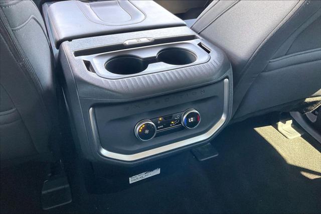 2025 Ford Expedition Active MAX