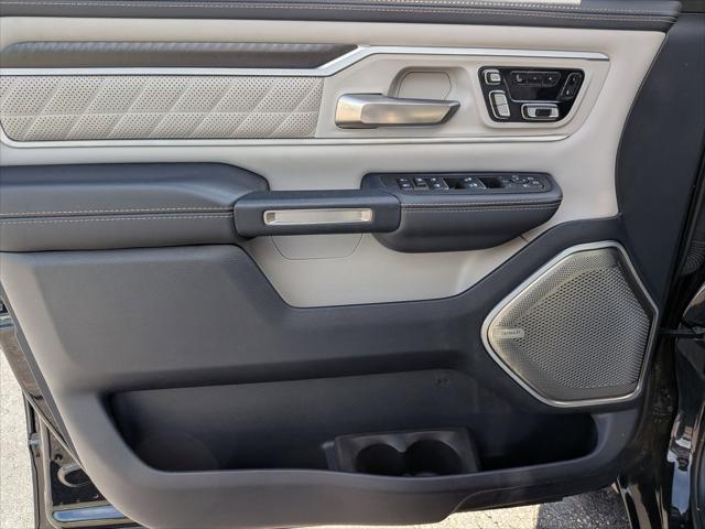 2025 Ram 1500 Tungsten Crew Cab 4x4 5'7" Box