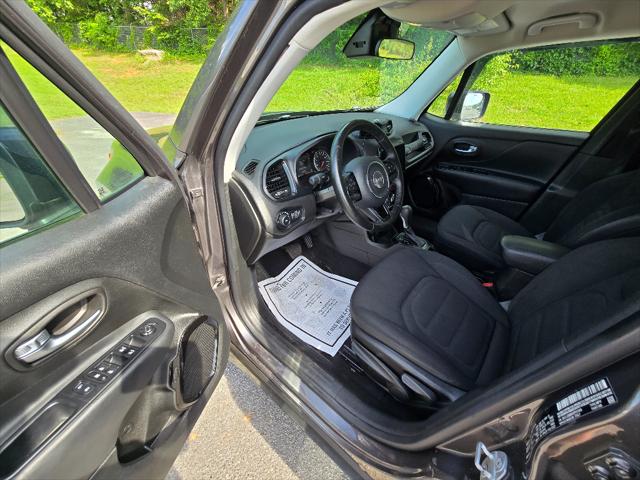 2017 Jeep Renegade Altitude 4x4