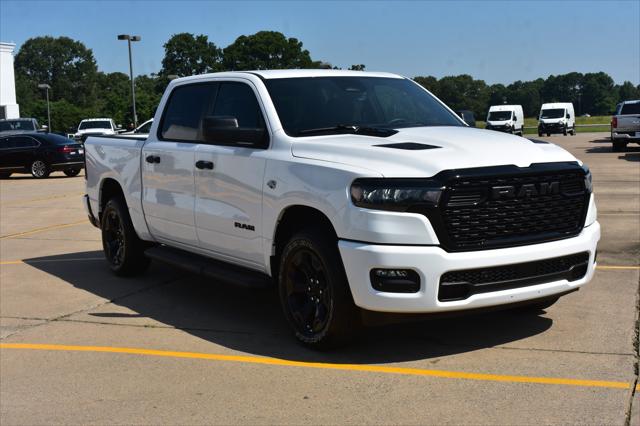 2026 RAM Ram 1500 RAM 1500 EXPRESS CREW CAB 4X4 57 BOX