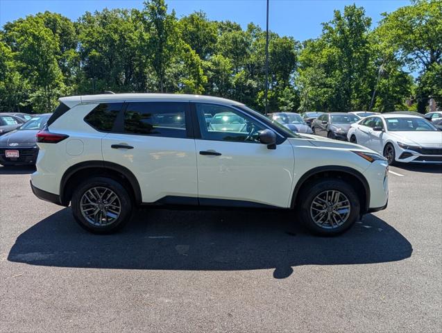 2024 Nissan Rogue S Intelligent AWD 2024 Nissan Rogue S Intelligent AWD