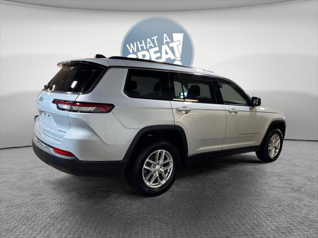 2023 Jeep Grand Cherokee L Laredo 4x4
