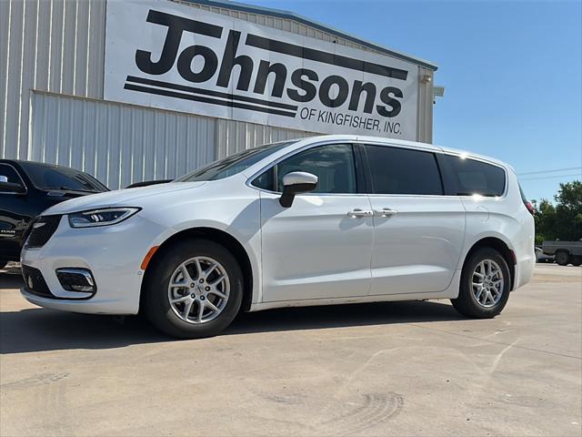 2023 Chrysler Pacifica Touring L for sale in Kingfisher, OK