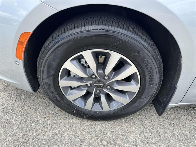 2023 Chrysler Pacifica Hybrid Limited