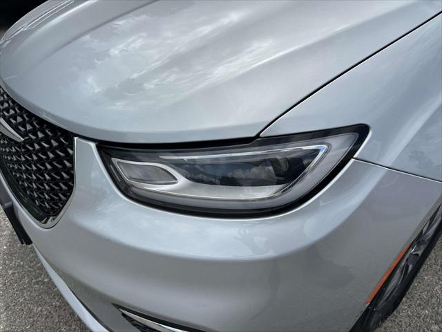 2023 Chrysler Pacifica Hybrid Limited