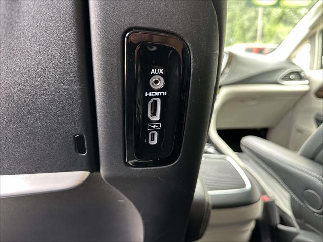 2023 Chrysler Pacifica Hybrid Limited