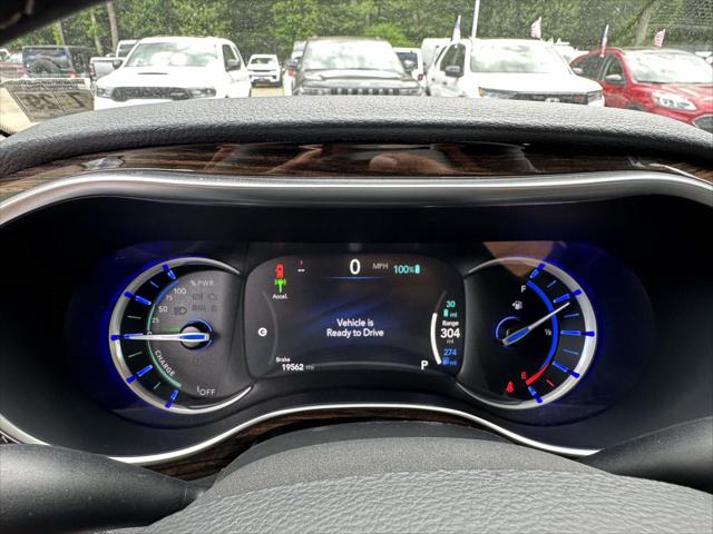 2023 Chrysler Pacifica Hybrid Limited