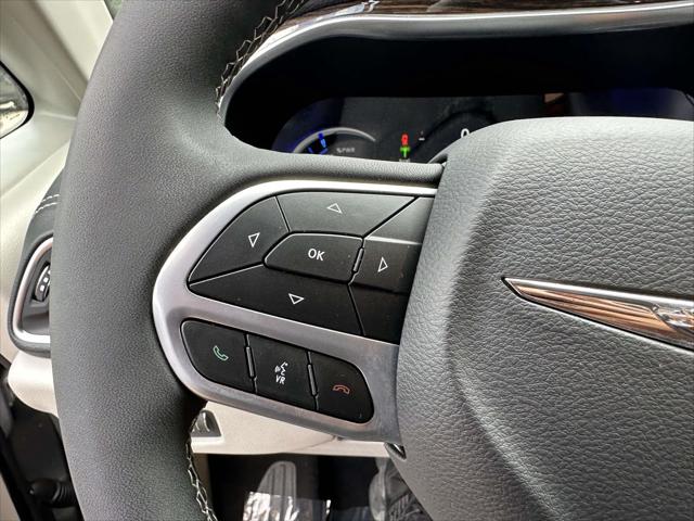 2023 Chrysler Pacifica Hybrid Limited