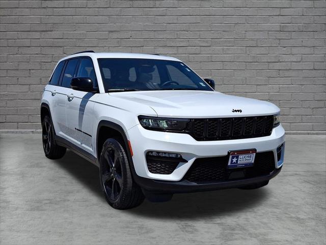2023 Jeep Grand Cherokee Limited 4x4 2023 Jeep Grand Cherokee Limited 4x4