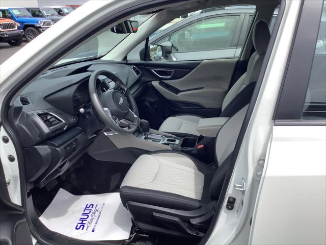2024 Subaru Forester Base