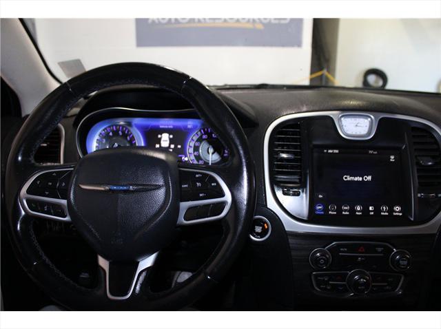2019 Chrysler 300 Touring
