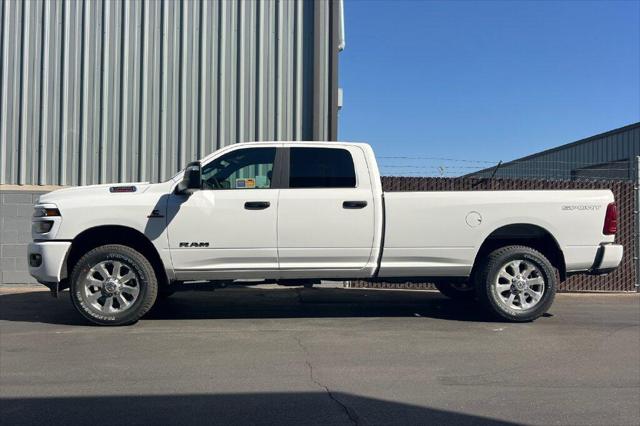 2026 Ram 3500 3500 Big Horn Crew Cab 4x4 8 Box