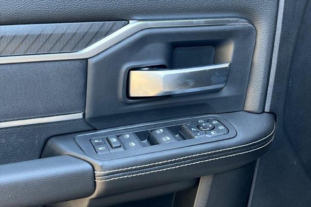2026 Ram 3500 3500 Big Horn Crew Cab 4x4 8 Box