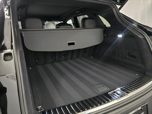 2026 Porsche Cayenne Unknown