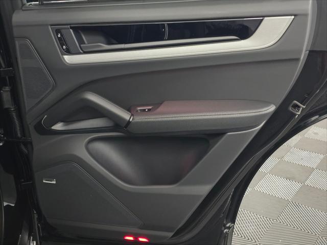 2026 Porsche Cayenne Unknown