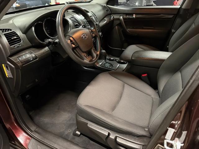 2012 Kia Sorento LX
