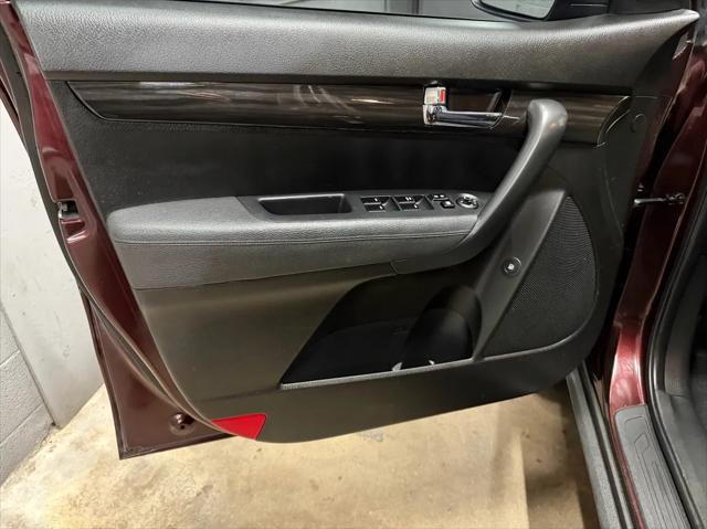 2012 Kia Sorento LX
