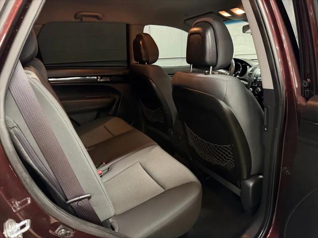 2012 Kia Sorento LX