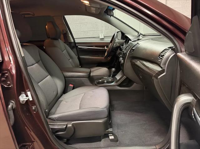 2012 Kia Sorento LX