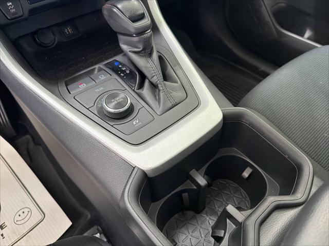 2023 Toyota RAV4 Hybrid LE