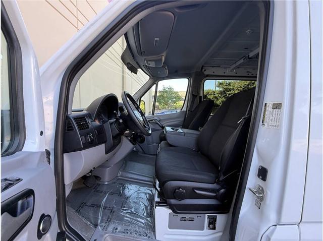 2016 Mercedes-Benz Sprinter 2500 Normal Roof