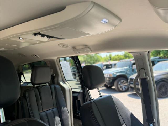 2015 Chrysler Town & Country Touring