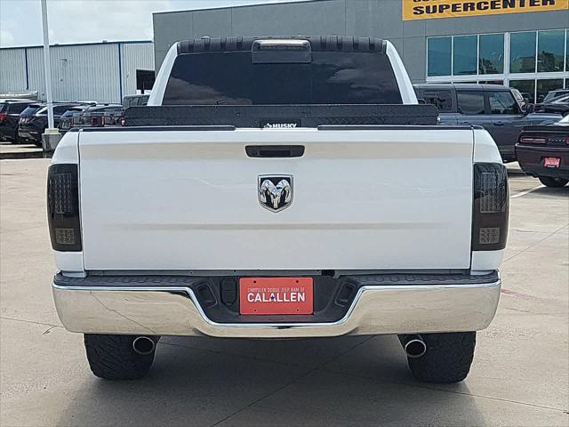 2019 Ram 1500 Classic SLT Crew Cab 4x2 6'4" Box