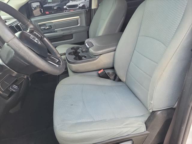 2019 Ram 1500 Classic SLT Crew Cab 4x2 6'4" Box