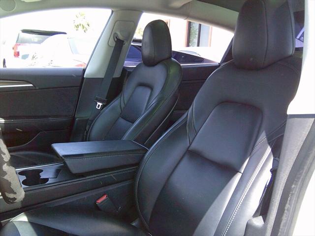 2021 Tesla Model 3 Standard Range Plus Rear-Wheel Drive