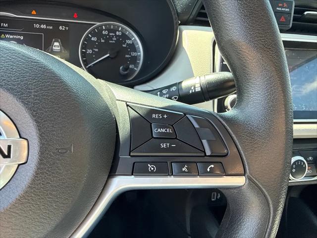 2021 Nissan Versa SV Xtronic CVT