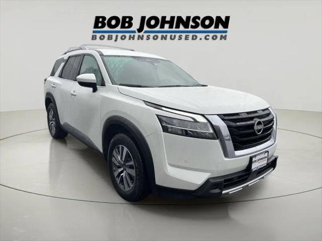 2023 Nissan Pathfinder SL 4WD for sale in ROCHESTER, NY