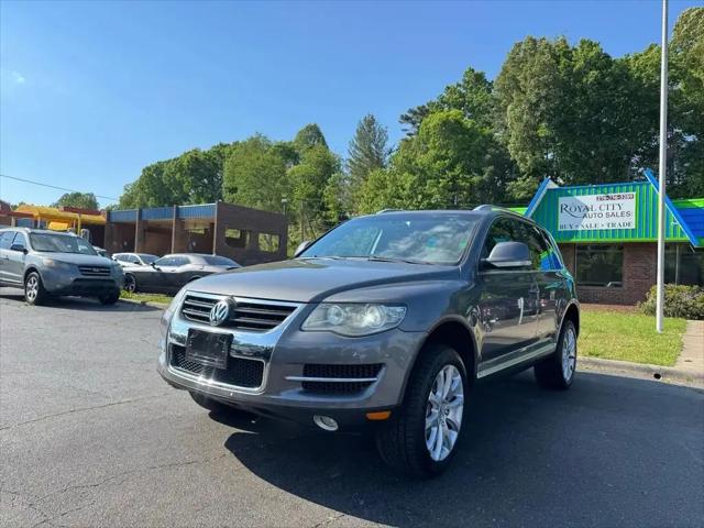 2010 Volkswagen Touareg VR6 FSI for sale in Martinsville, VA