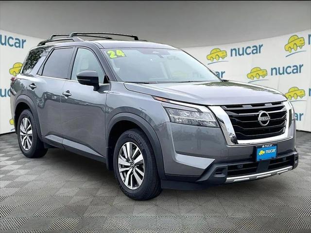2024 Nissan Pathfinder SL 4WD for sale in Tilton, NH