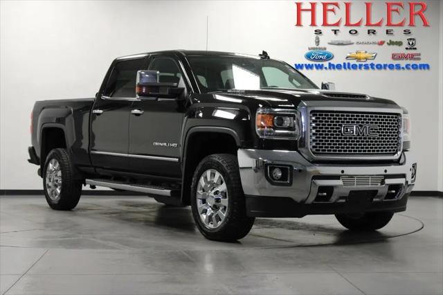 2017 GMC Sierra 2500HD Denali for sale in El Paso, IL