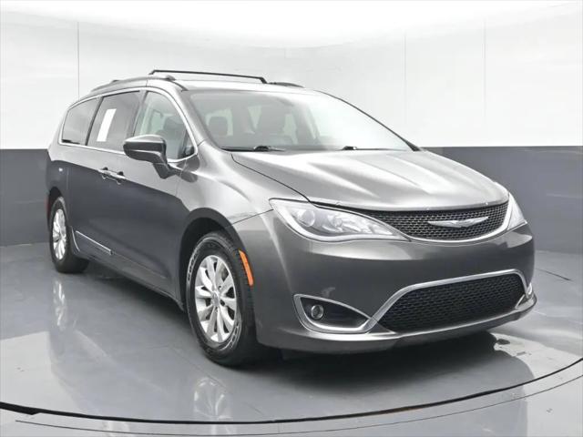 2017 Chrysler Pacifica Touring-L for sale in Somerset, KY