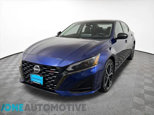 2023 Nissan Altima SR Intelligent AWD for sale in Eau Claire, WI