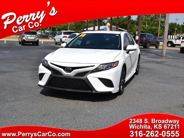 2018 Toyota Camry SE for sale in Wichita, KS