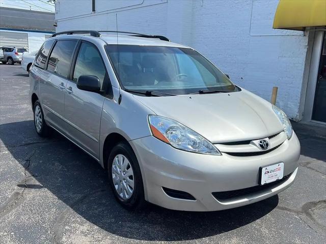 2006 Toyota Sienna LE for sale in Wichita, KS