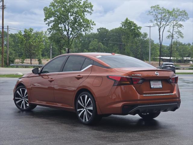 2021 Nissan Altima SR FWD