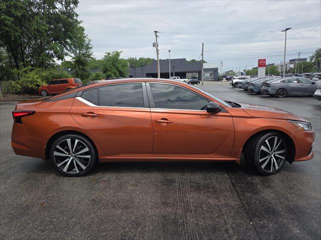 2021 Nissan Altima SR FWD