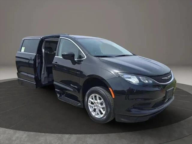 2021 Chrysler Voyager LXI for sale in Jordan, MN