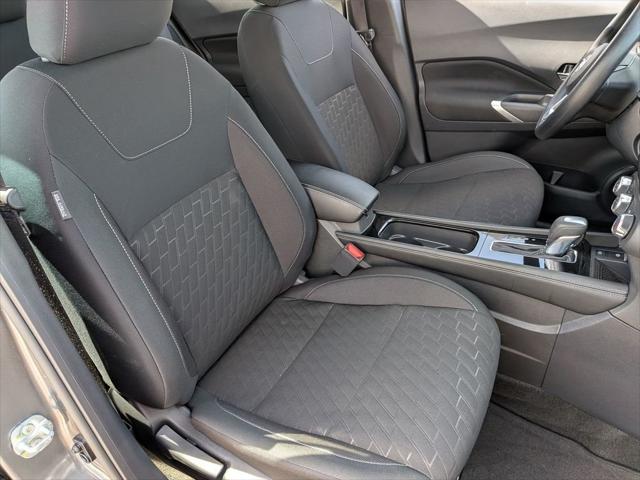 2024 Nissan Kicks SV Xtronic CVT