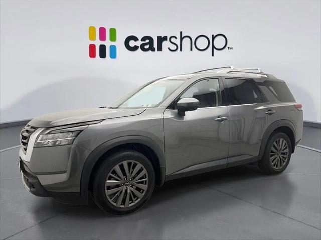 2023 Nissan Pathfinder SL 4WD for sale in Cranberry Twp, PA