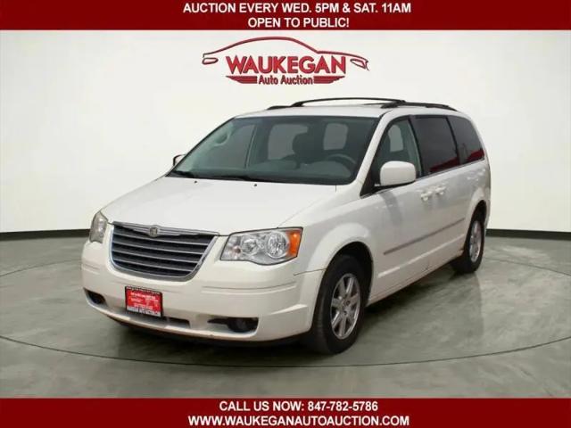 2010 Chrysler Town & Country Touring for sale in Waukegan, IL