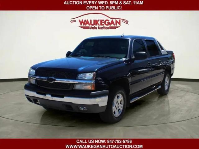 2004 Chevrolet Avalanche 1500 5dr Crew Cab 130"" WB 4WD Z71 for sale in Waukegan, IL