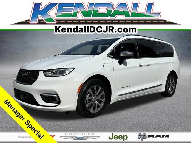 2023 Chrysler Pacifica Hybrid Pinnacle for sale in Miami, FL