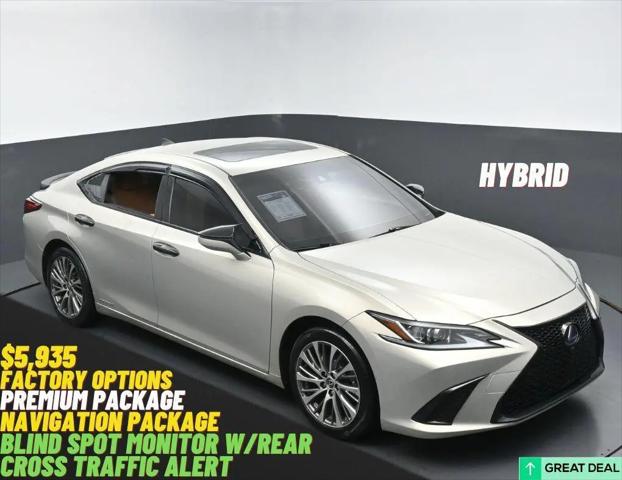 2019 Lexus ES 300h Base for sale in Maple Shade, NJ