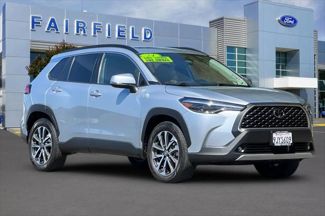 2024 Toyota Corolla Cross XLE