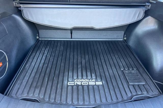 2024 Toyota Corolla Cross XLE