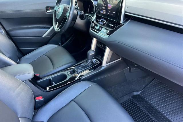2024 Toyota Corolla Cross XLE